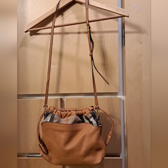 Burberry Tan Leather Shoulder Bag - Picture 1 of 11